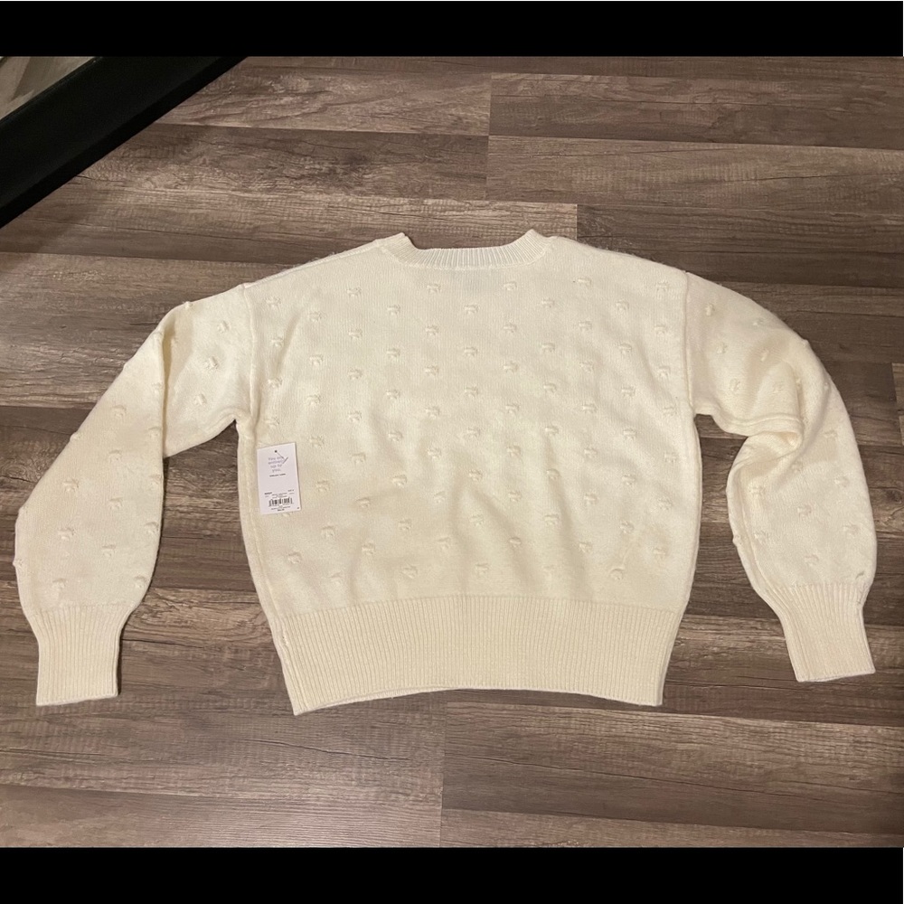 sweater - Picture 2 of 2
